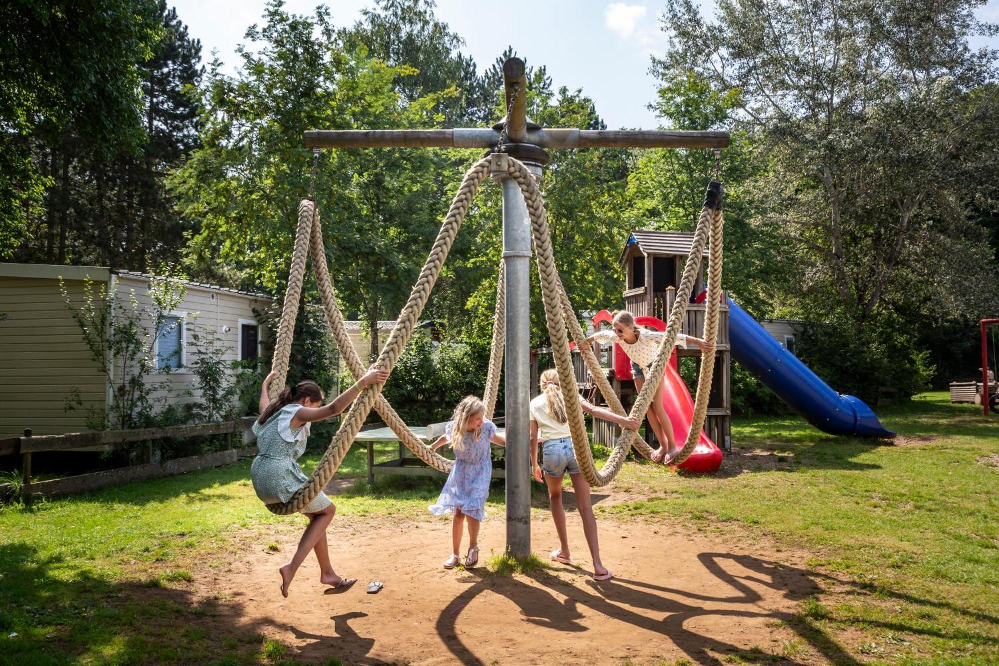 Camping Hu Birkelt Village 4*