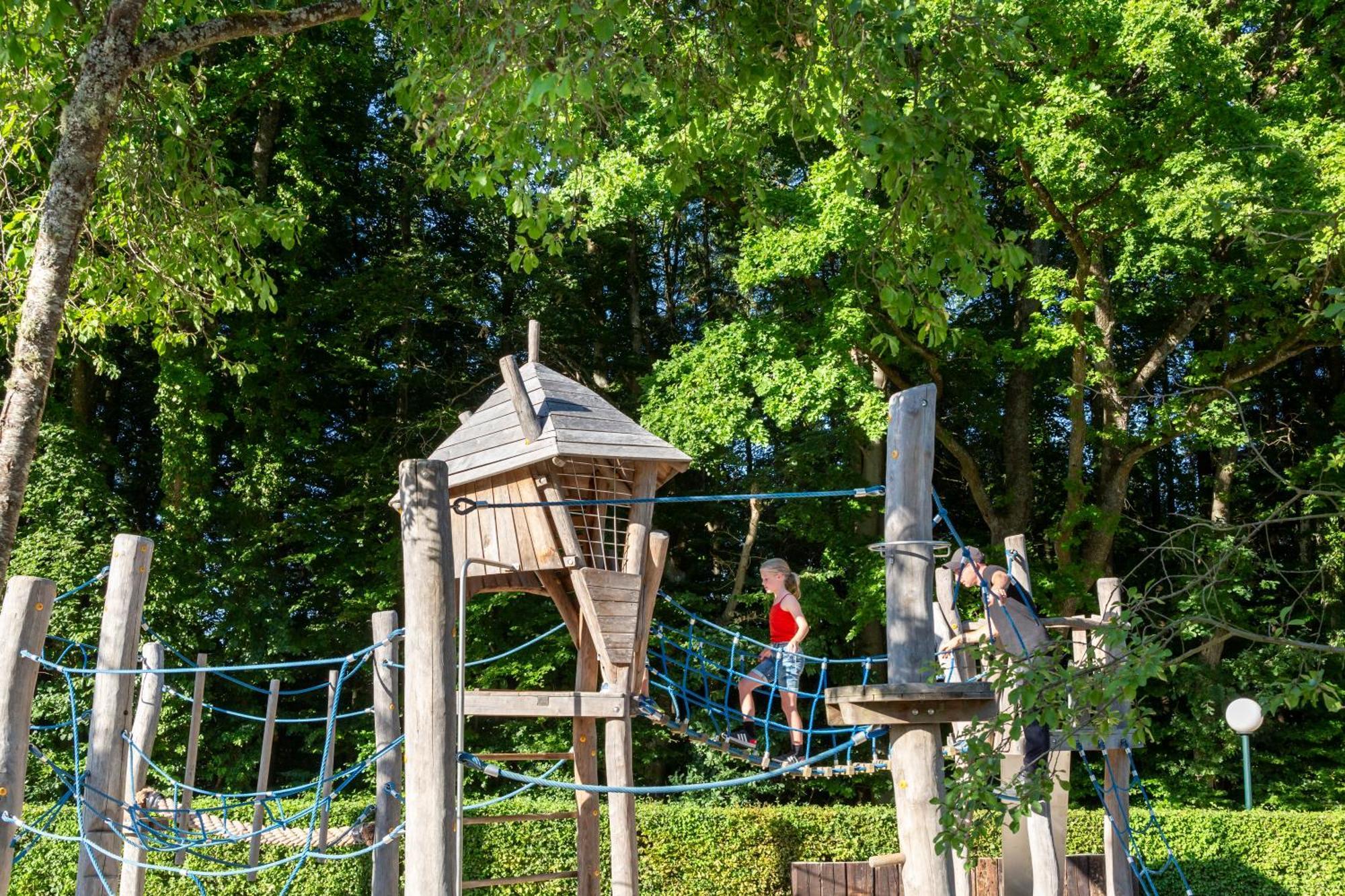Camping Hu Birkelt Village Larochette